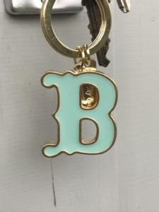 Letter B key ring enamel and gold