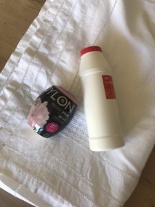 dylon dye, pink dye, white tablecloth