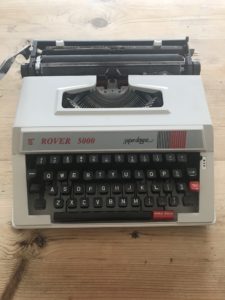 typewriter for used for mini glass jars, diy flower arrangements jar crafts