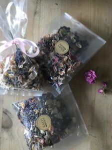 dried flower crafts - handmade pot pourri