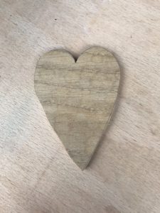 wooden heart for easy to make christmas decorations