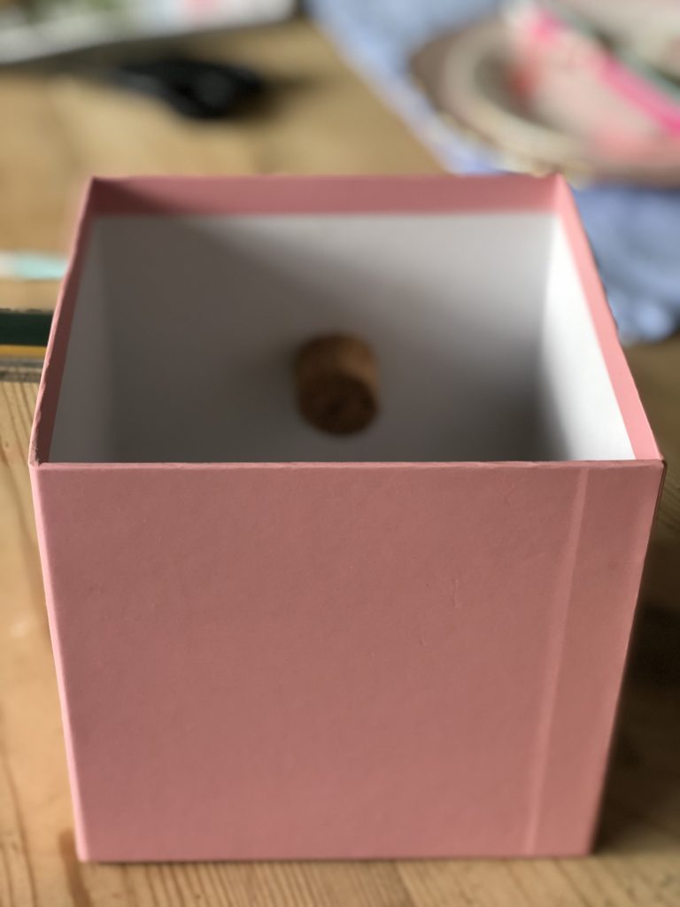 empty pink box