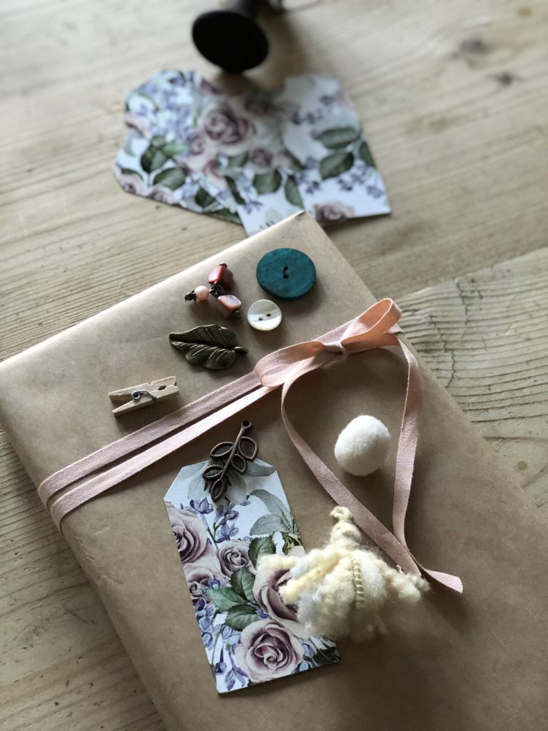 craft items to adorn brown paper gift wrapping 