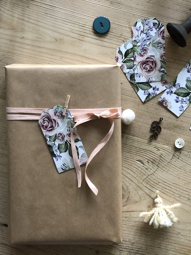 Christmas gift wrapping ideas