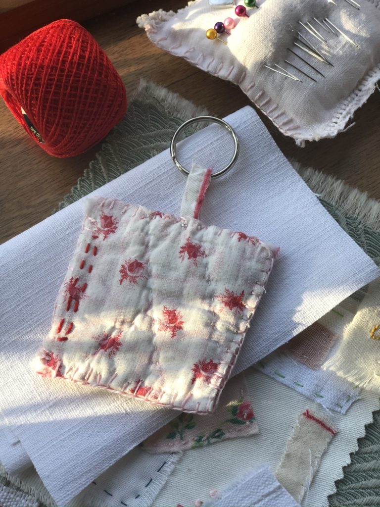 how to make a vintage fabric key ring