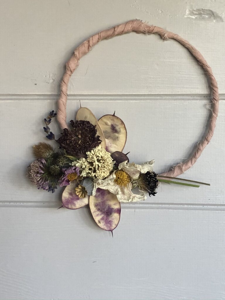 Autumnal mini dried flower hoop