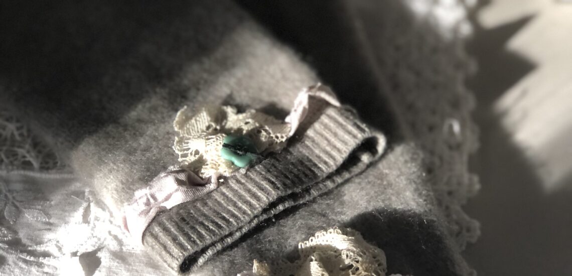 pretty cashmere wrist warmers