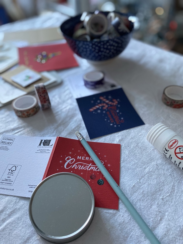 making gift tags from Christmas cards